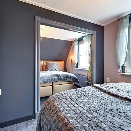 Tasteful In With Garden Villa *