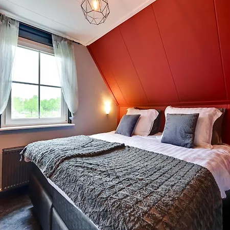 Tasteful In With Garden Villa