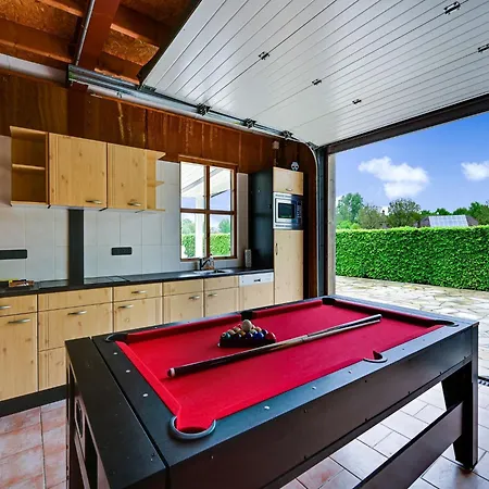 Tasteful In With Garden Villa *