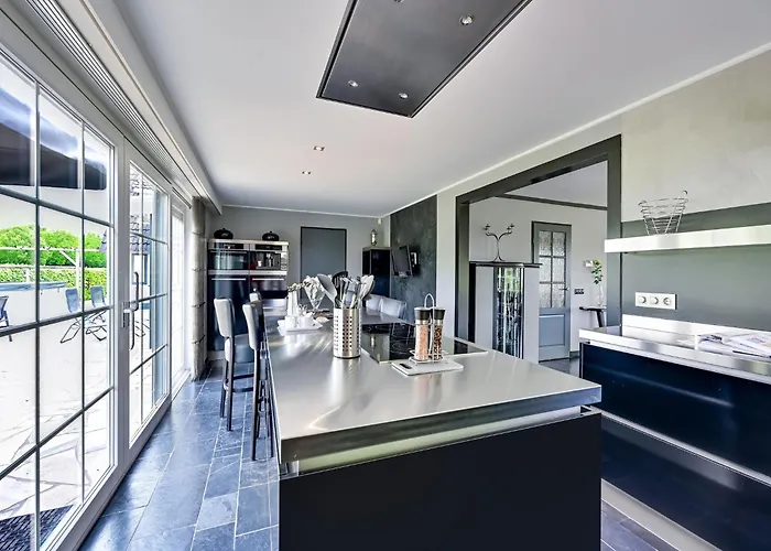 Tasteful In With Garden 빌라 *