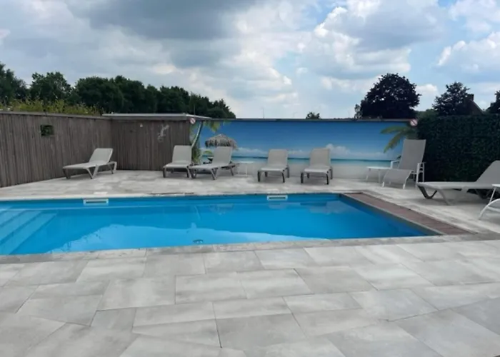 빌라 Tasteful In With Garden *