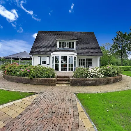 Tasteful In With Garden